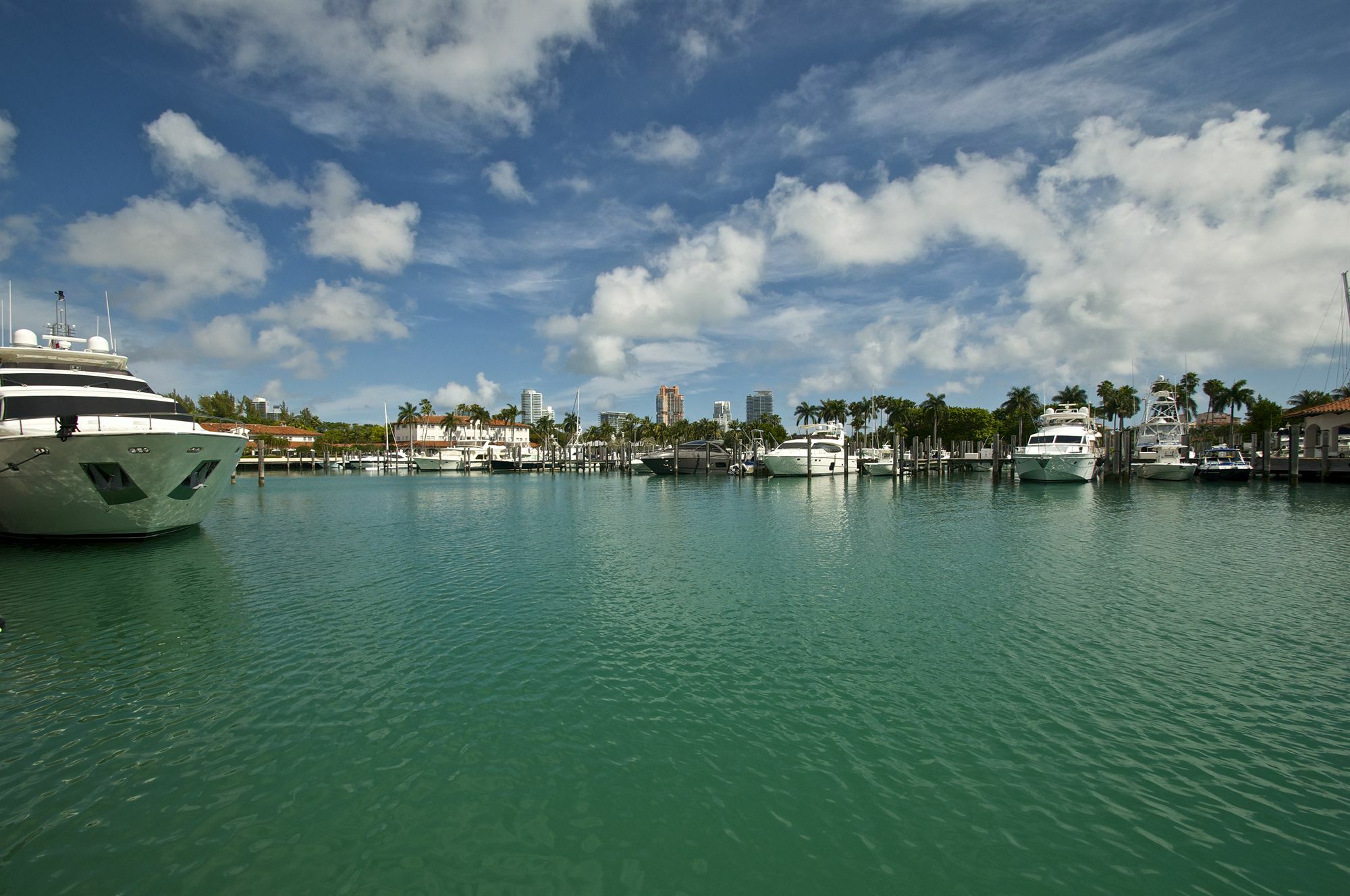 Provident Luxury Fisher Island Pousada *